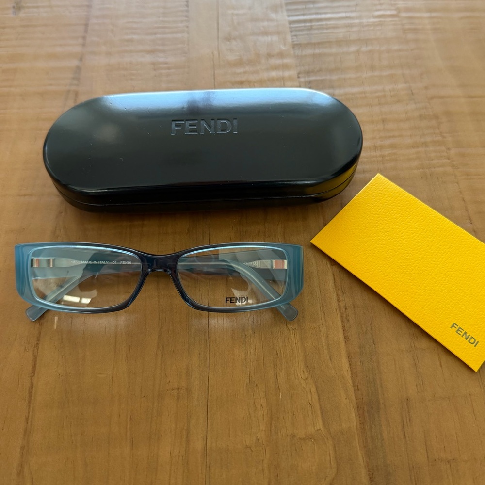 Fendi Women's Rectangle Eyeglasses 0 power Rectangle transparent blue New - Picture 2 of 5